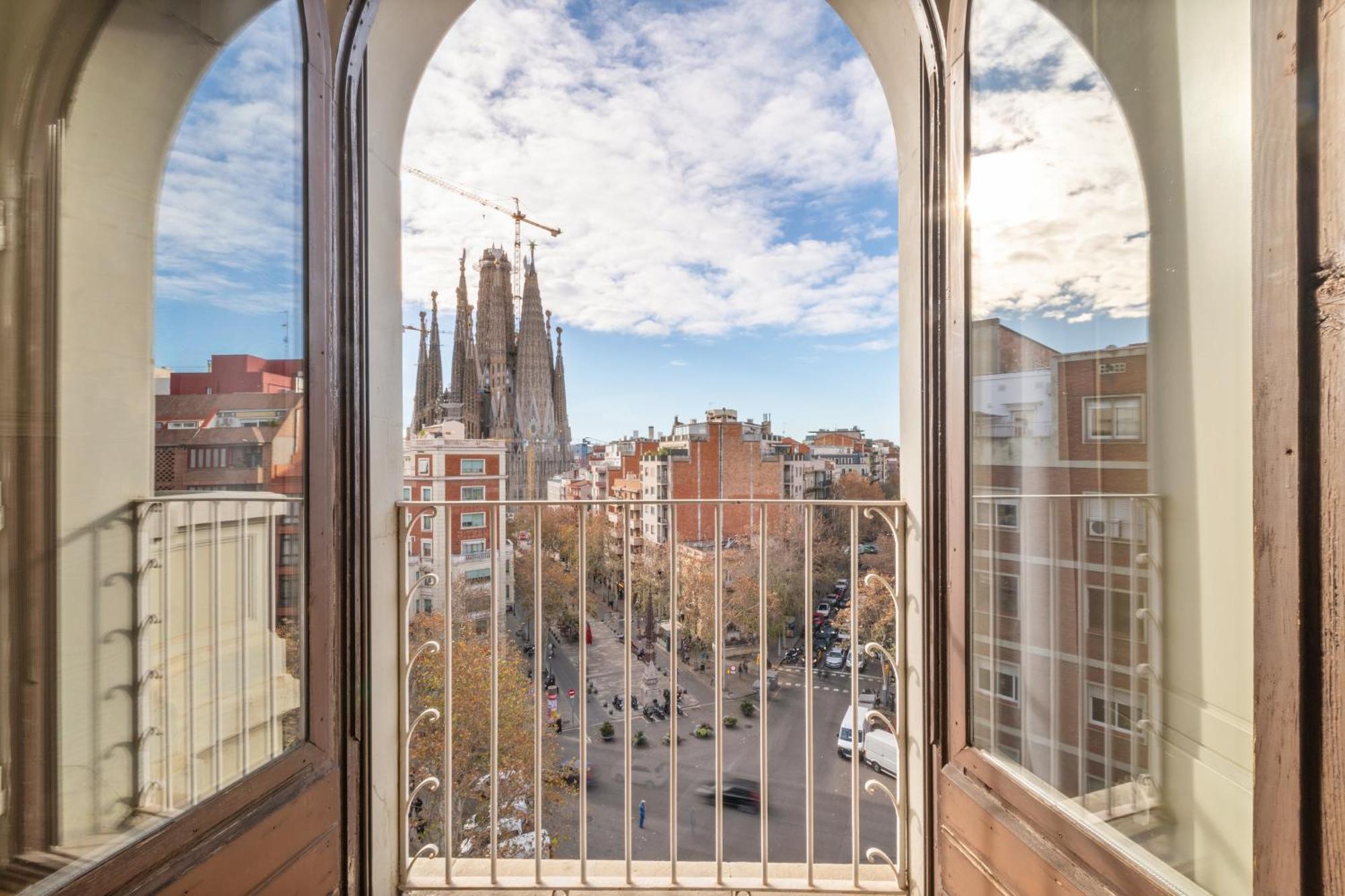 バルセロナスイート ホーム サグラダ ファミリアアパートメント エクステリア 写真